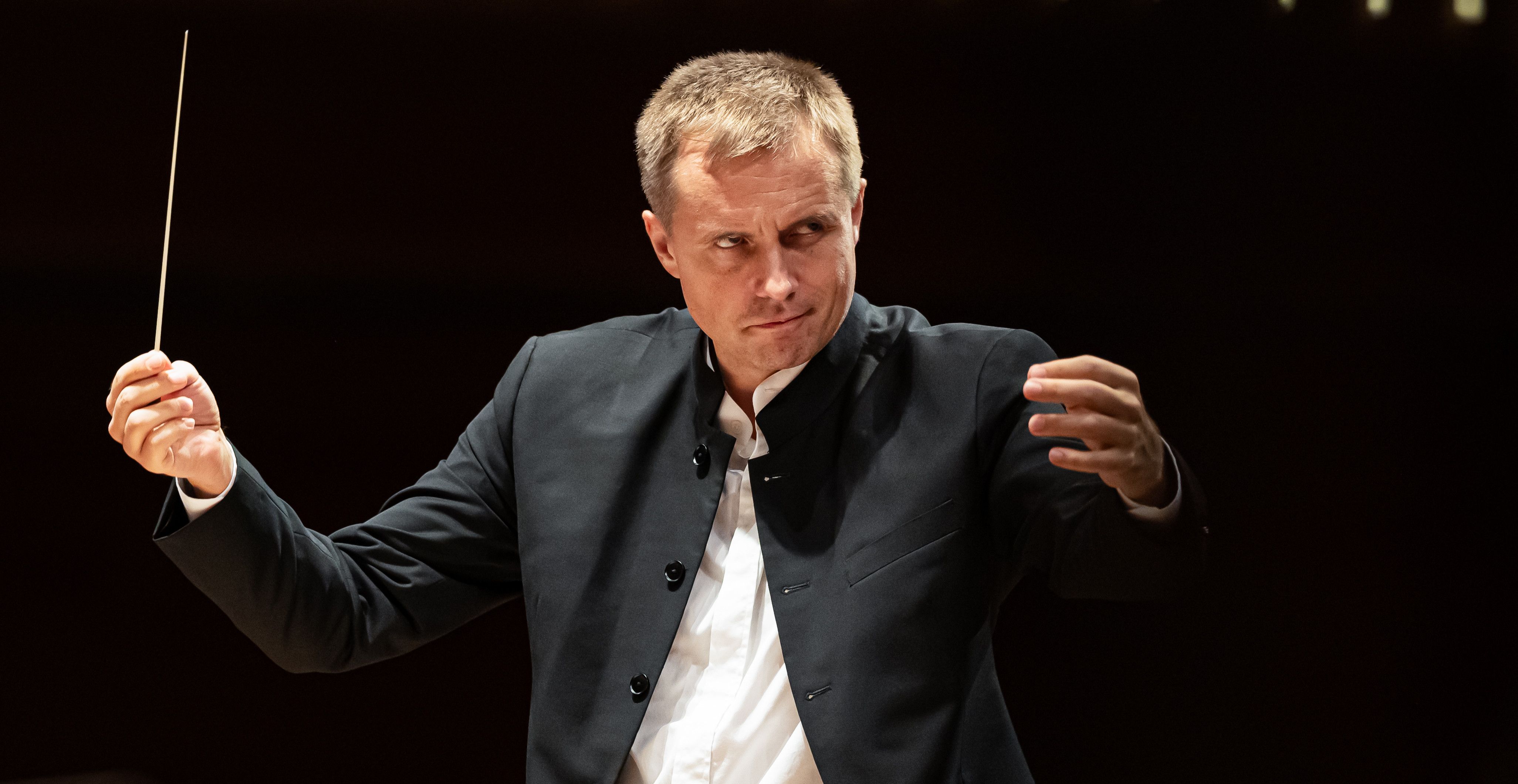 Vasily Petrenko©Antoine Saito