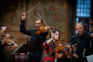 Zoom: Patricia Kopatchinskaja, Il Giardino Armonico, Giovanni Antonini, Kirche Saanen