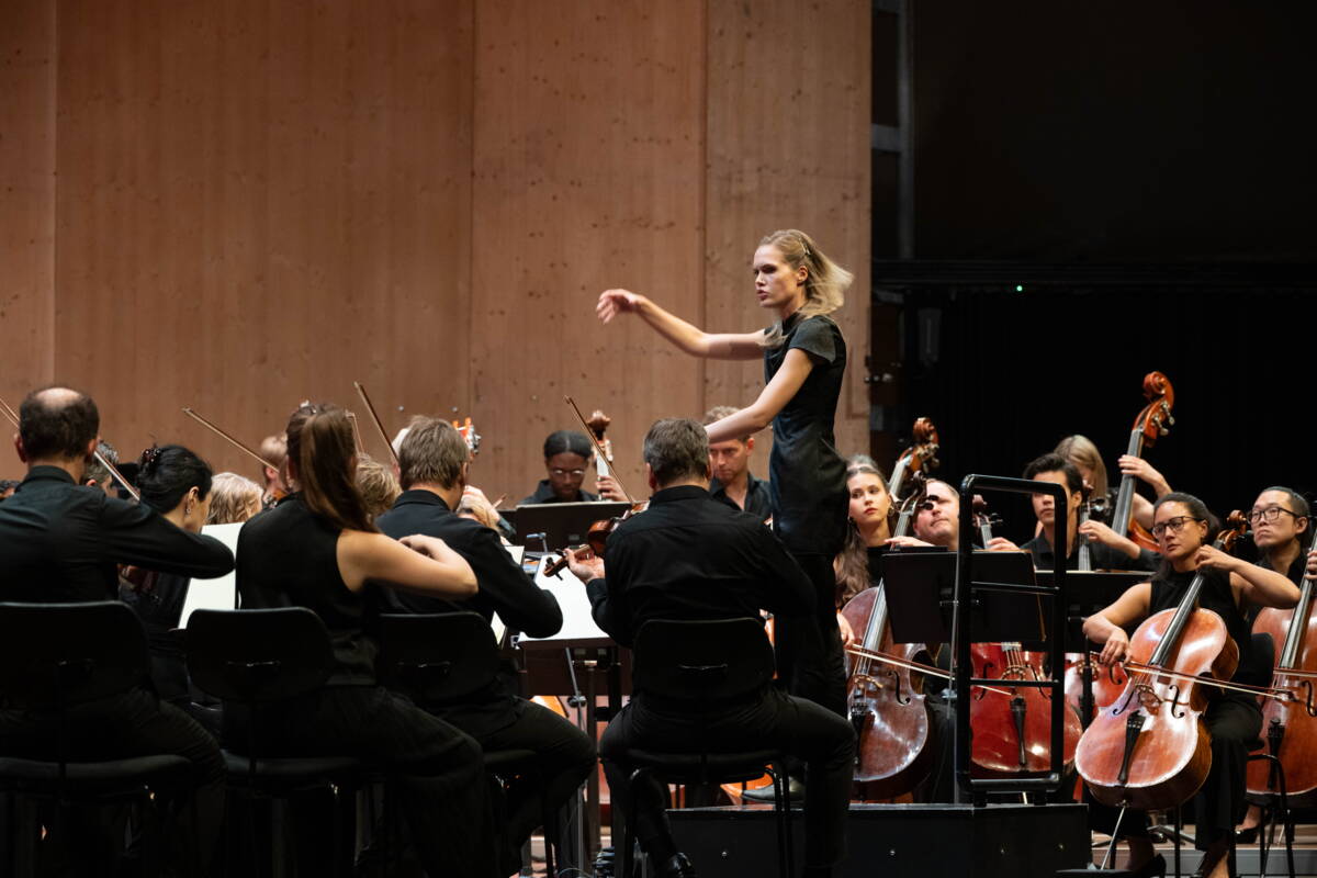 13.08.2026_conducting_academy_iii_menuhin_conducting_prize_faux_2.jpg 13.08.2026_conducting_academy_iii_menuhin_conducting_prize_faux_2.jpg