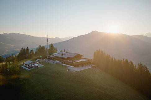 Four Celli on the Alp 